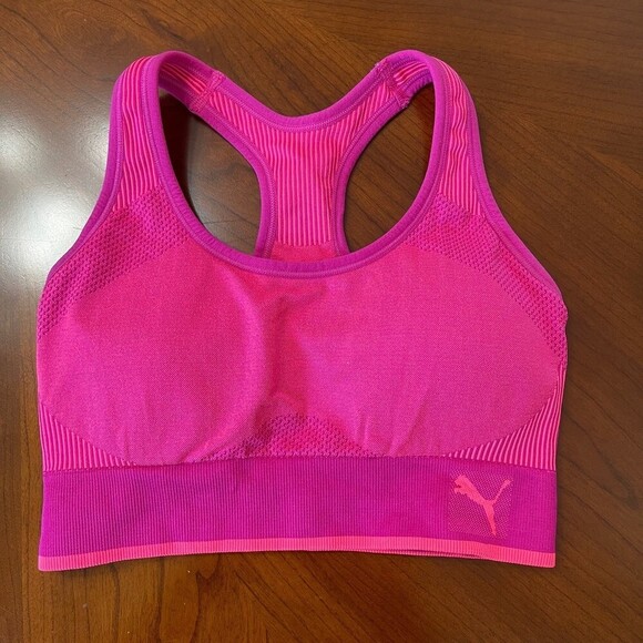 PUMA Sports Bra. Size S small. Pink - Picture 4 of 5